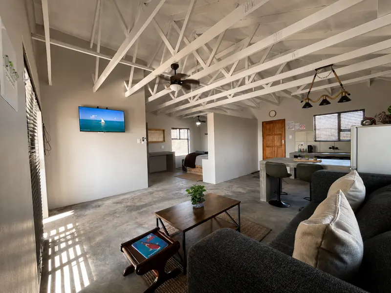 Rustic Retreat lounge with sleeper couch