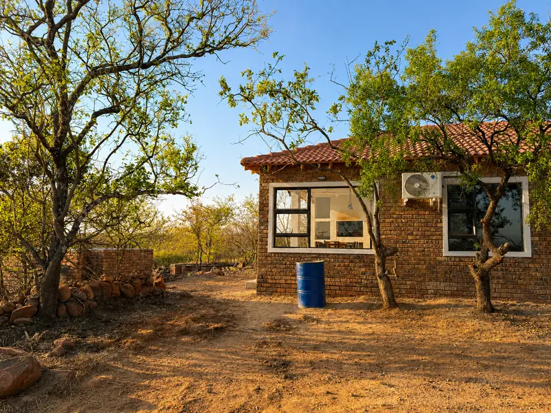 Sunset Cabin exterior from the side